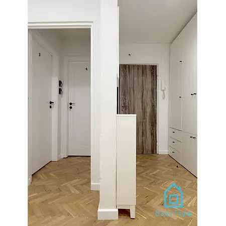 Sail At Center & Seaside *